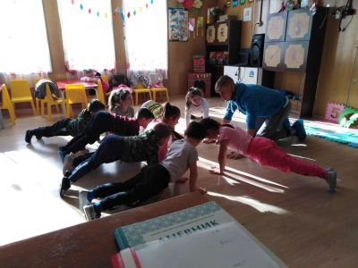 Спортни дейности в ДГ - ДГ Мики Маус - Алдомировци